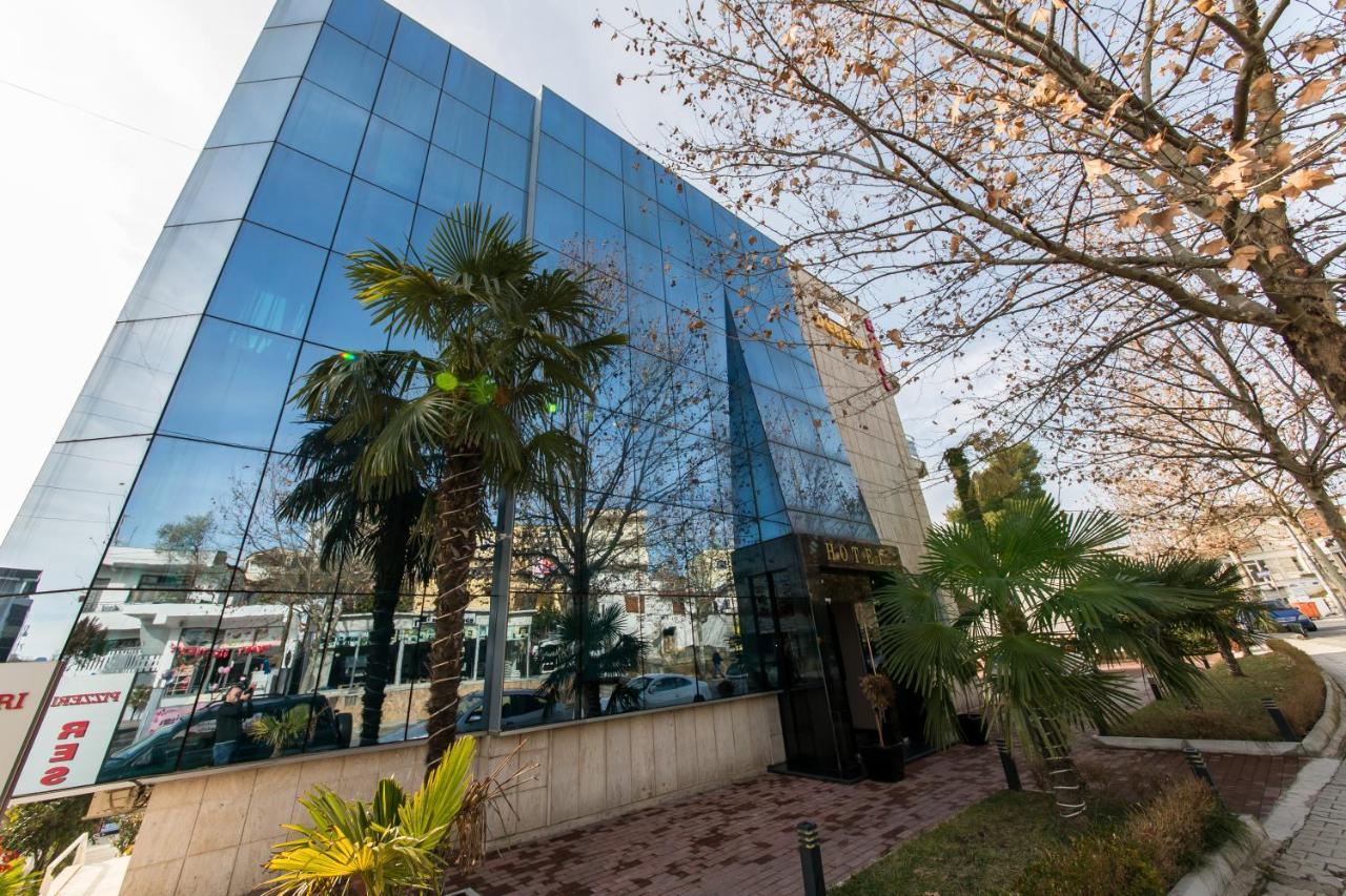 Hotel Denver Tirana Bagian luar foto